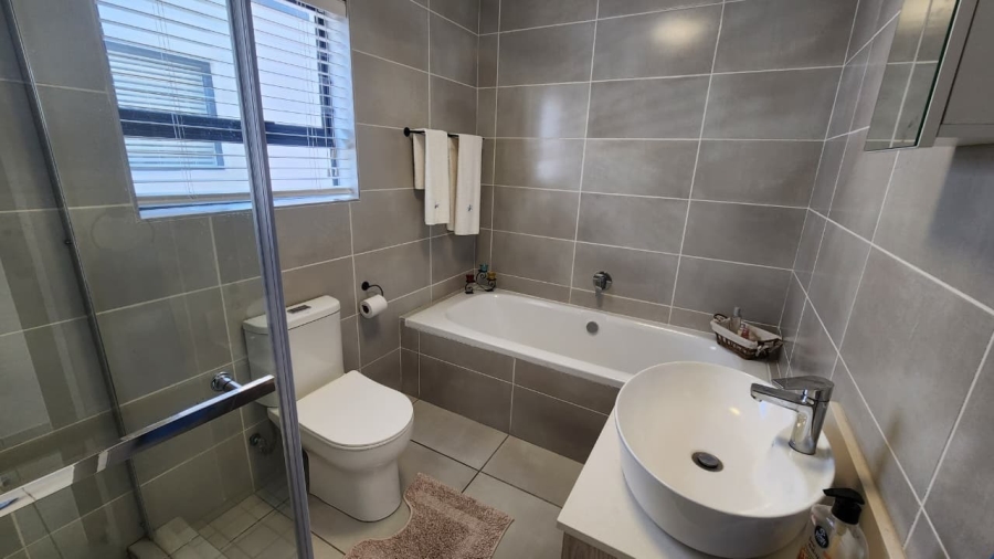 3 Bedroom Property for Sale in Laguna Western Cape